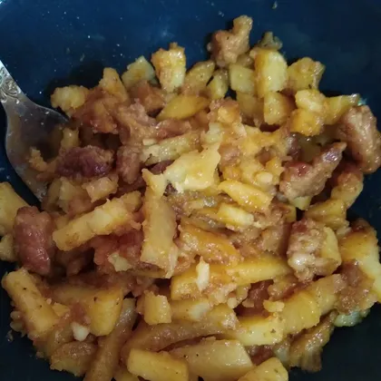 Картошка с мясом в чесночном соусе Чим-Чим