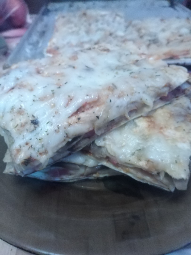 Пицца из лаваша с грибами и ветчиной