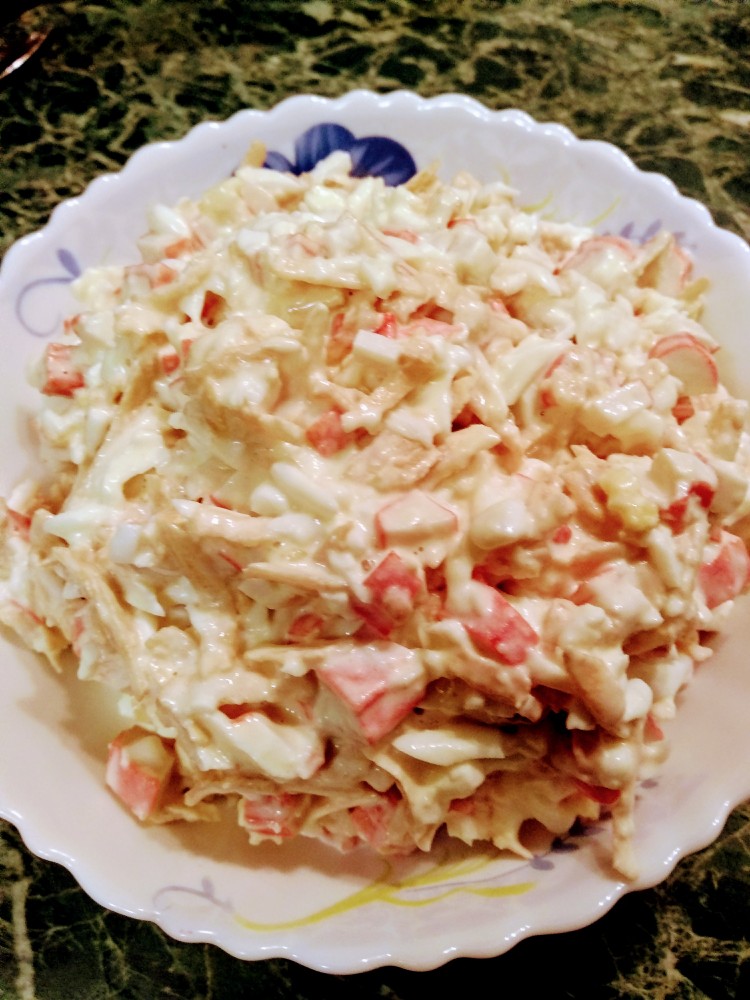 Салат из яблок и крабового мяса, пошаговый рецепт с фото