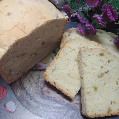 Хлеб с оливками и чесноком в хлебопечке 🍞