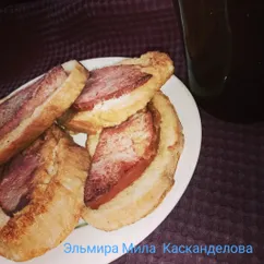 Гренки  с ветчиной на завтрак☕🍳