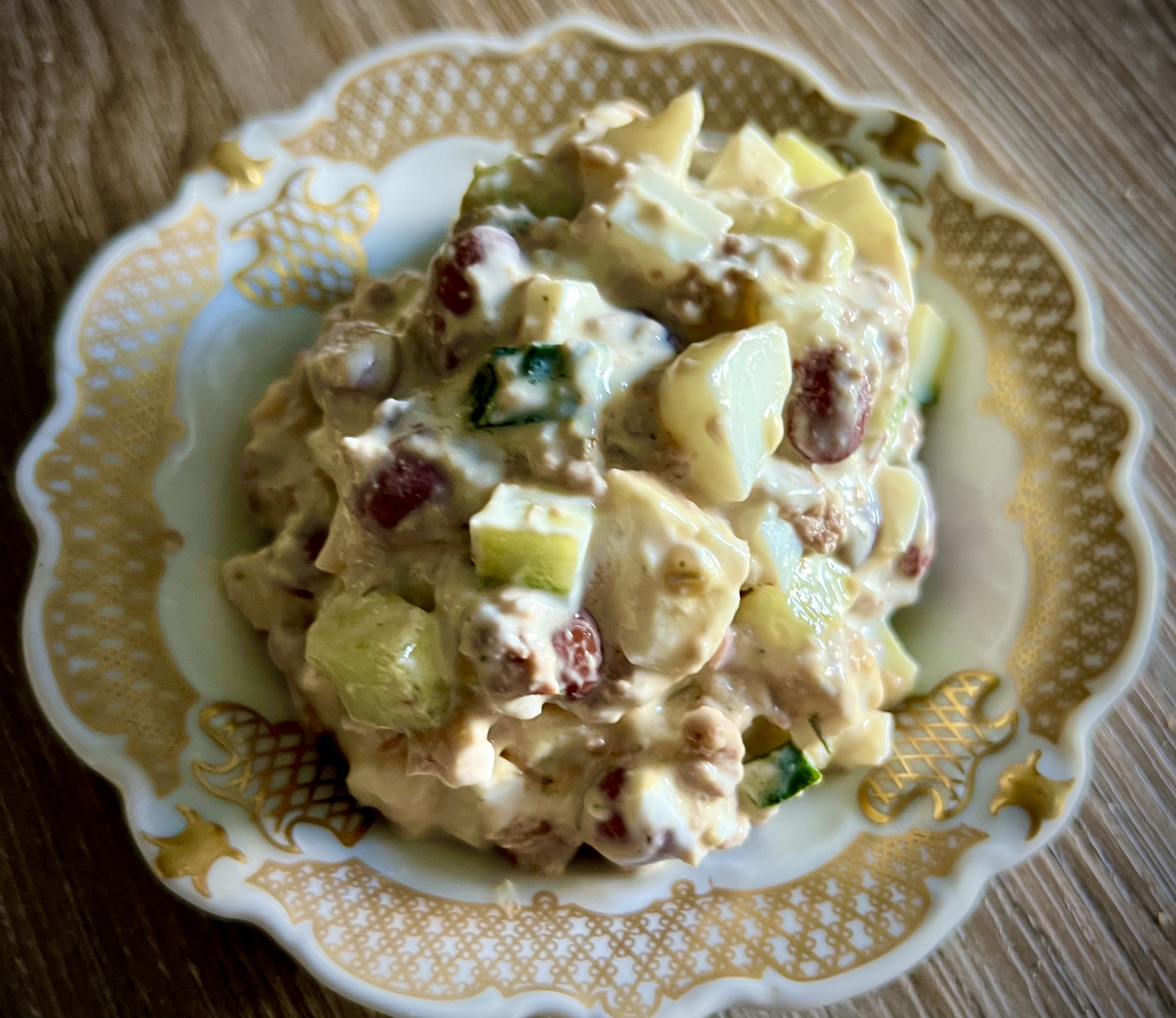 Салат из печени трески и фасоли