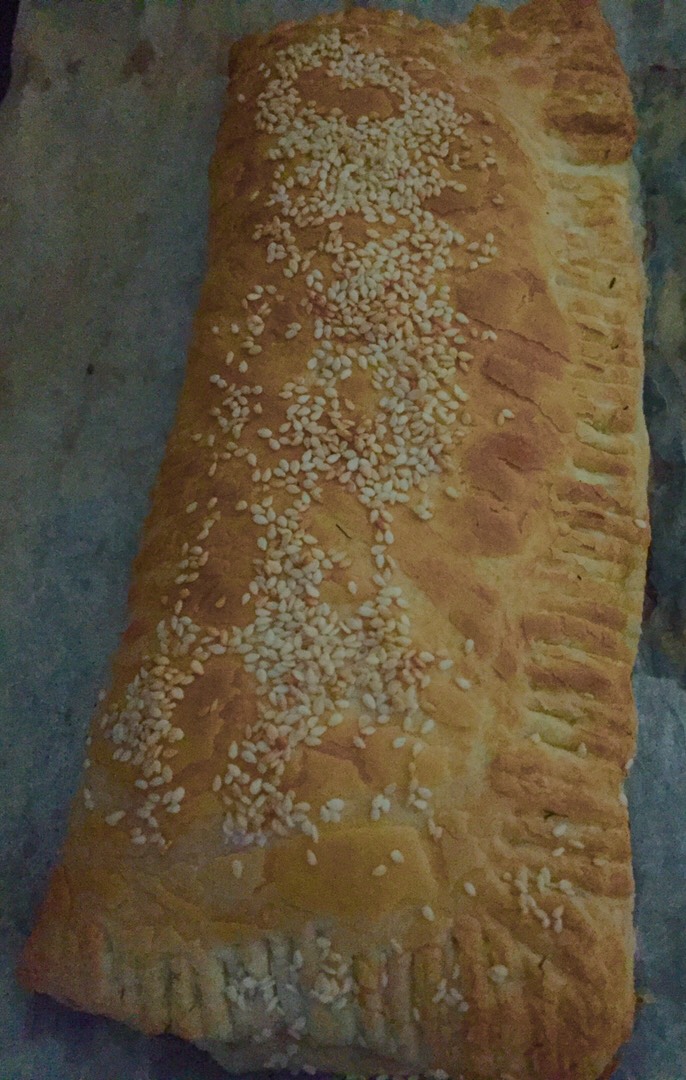 Рыбный пирог из дрожжевого теста - пошаговый рецепт с фото на уральские-газоны.рф