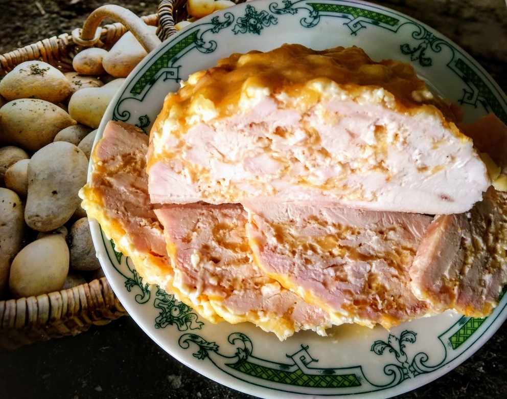 Фаршированная грудка с сыром в духовке