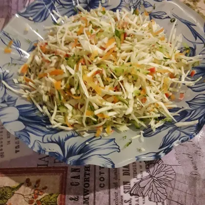 Салат из капусты с крабовыми палочками🥗🦀🍴