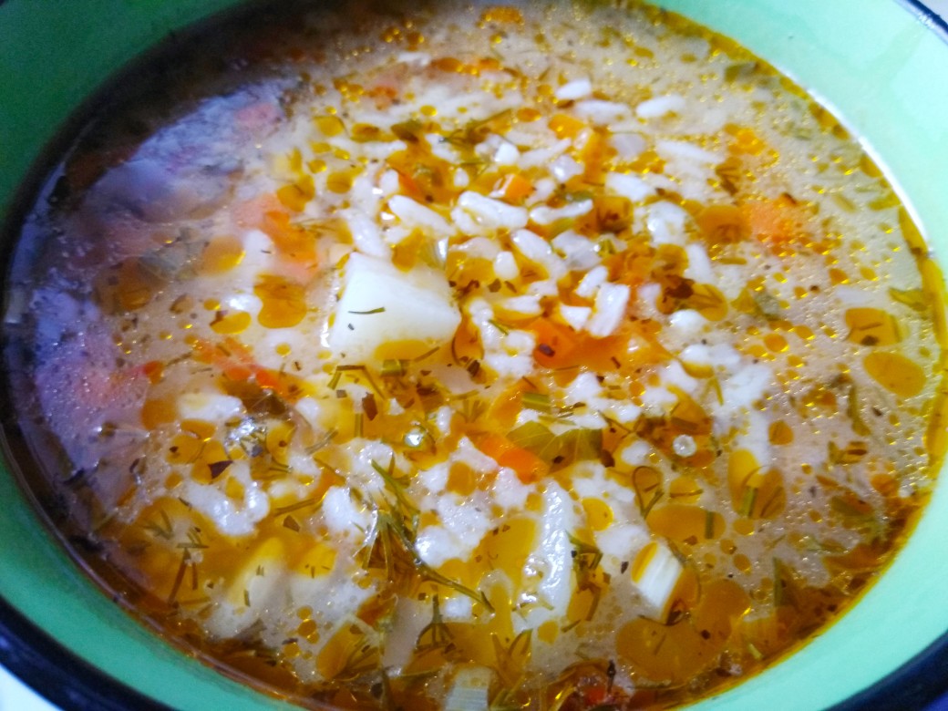 Суп овощной на говяжьих костях