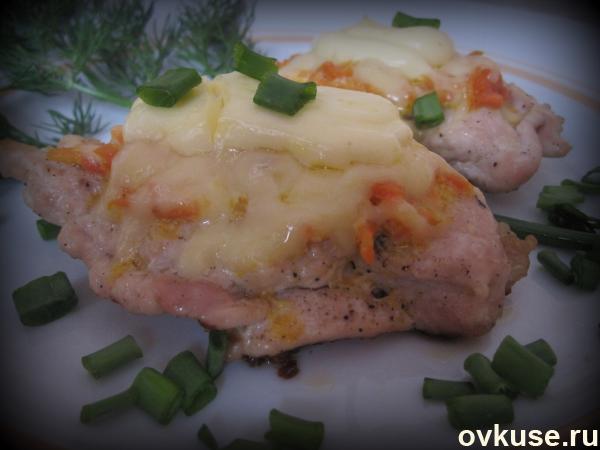 Куриные грудки с корейской морковью под сырной корочкой