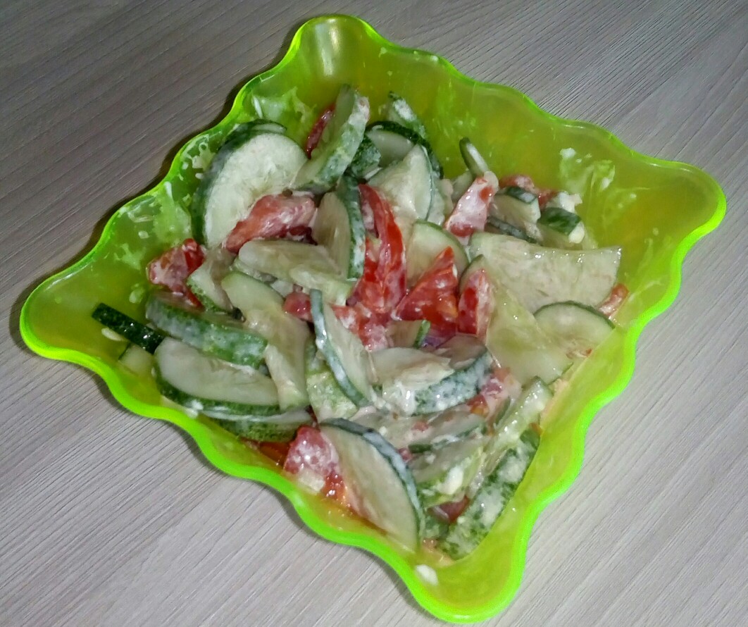 салат на зиму из зеленых помидор и огурцов без стерилизации | Дзен