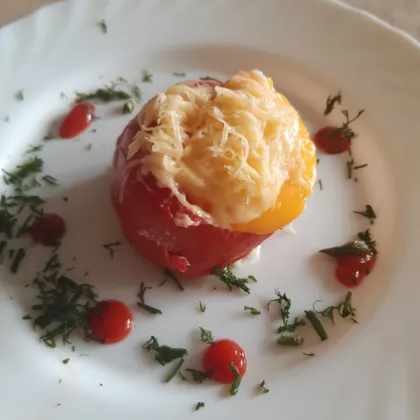 Запеченные помидоры с яйцом на завтрак