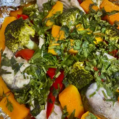 Рыба с овощами запеченная в духовке 