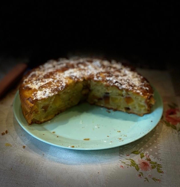 Шарлотка с яблоками и заварным кремом 🍏🤤 Жду много-много ❤️ для этой неж | Instagram