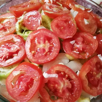 Салат из капусты с овощами