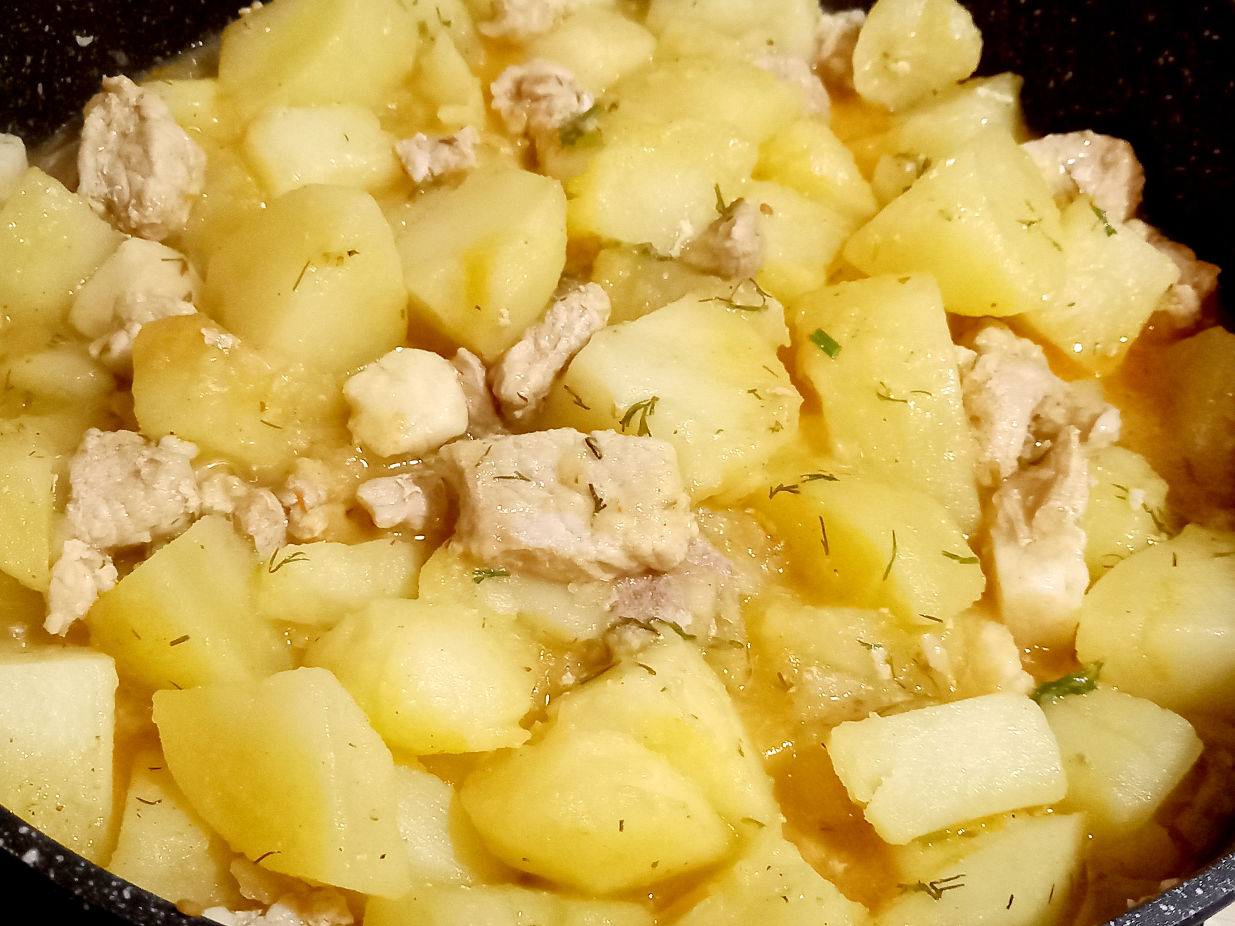 Картофель тушёный с мясом