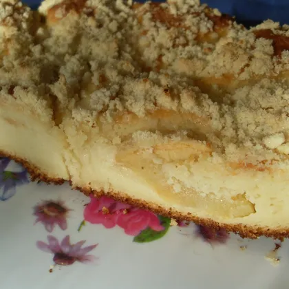 Творожный пирог с яблоком