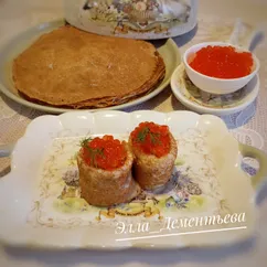 Блинчики с творожным сыром и икрой