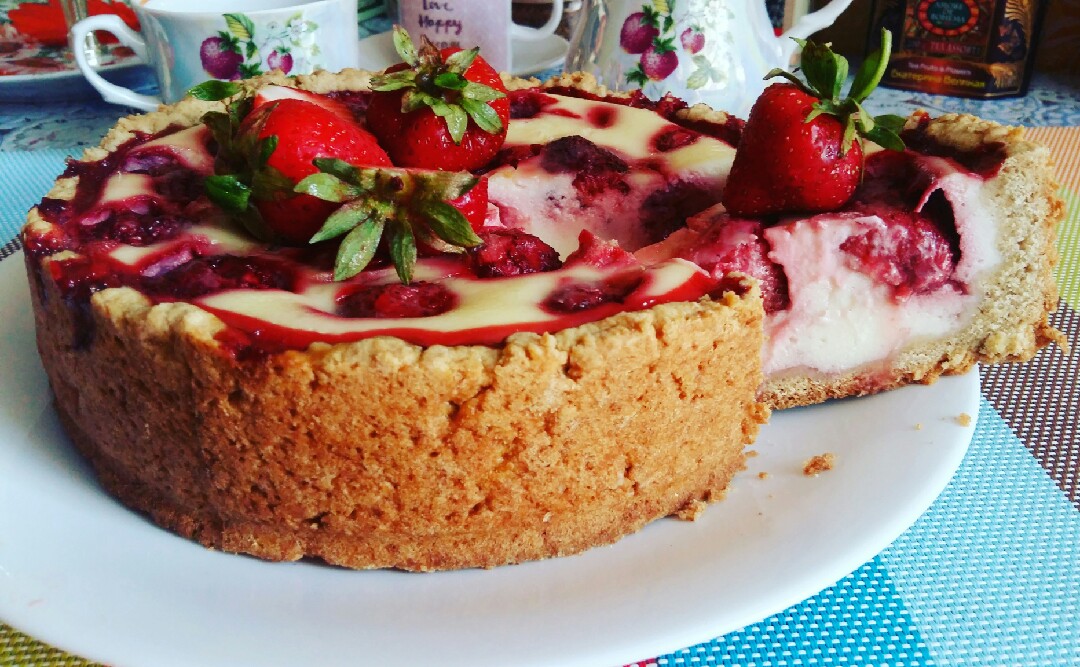 Тарт со свежей клубникой🍓🍓🍓☕💕