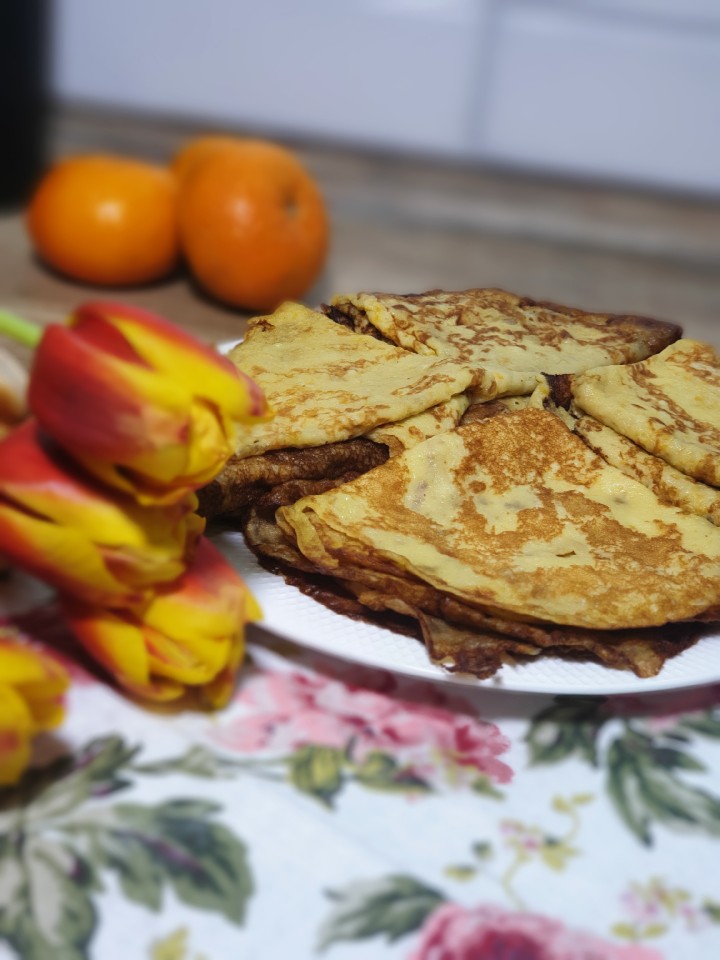 Блины с персиками