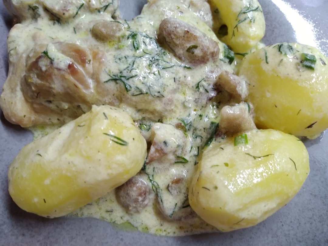 Мяско в сливочном соусе