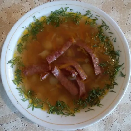 Франкфуртский суп с копчёными колбасками