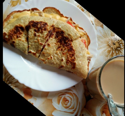 Овсяноблин с сыром, помидором и куриным филе