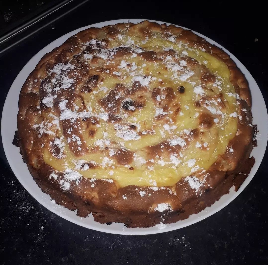 Яблочный пирог с кремом