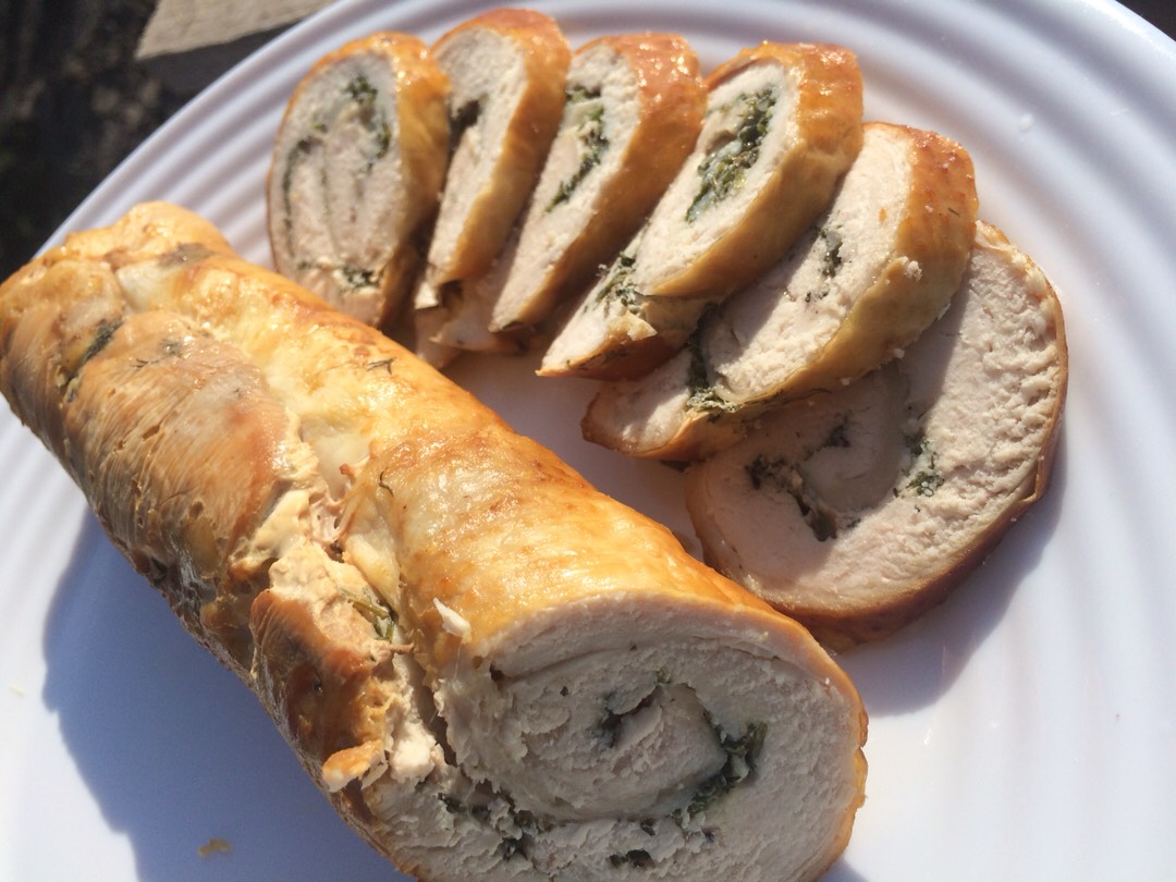 Копченый куриный рулет