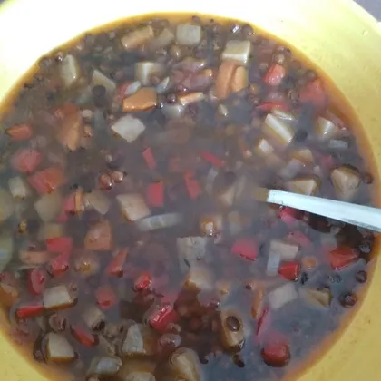 Постный суп из чечевицы в мультиварке
