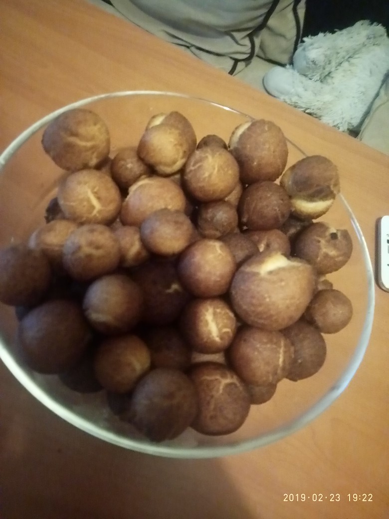 Ореховые шарики из печенья со сгущенкой