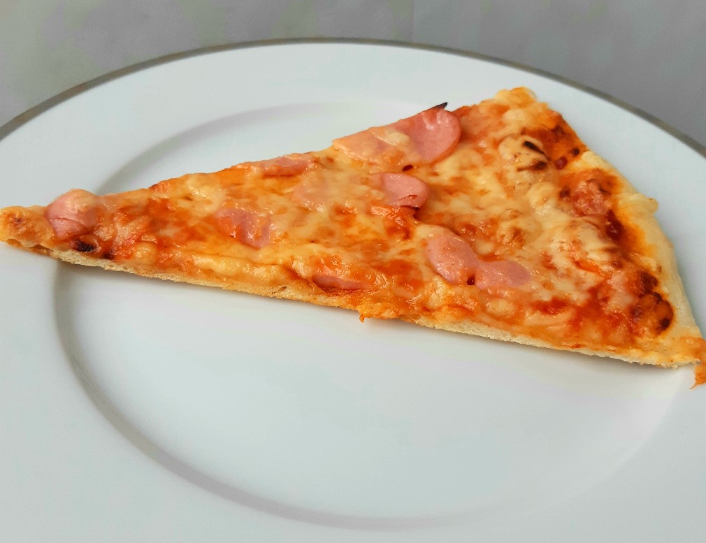 Пицца на тонком тесте