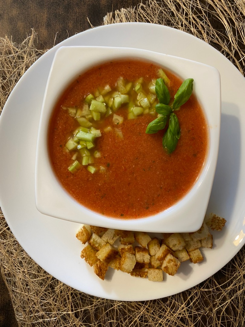 🇪🇸 Гаспачо (gazpacho) лёгкий холодный суп из перетёртых свежих овощей с хлебом