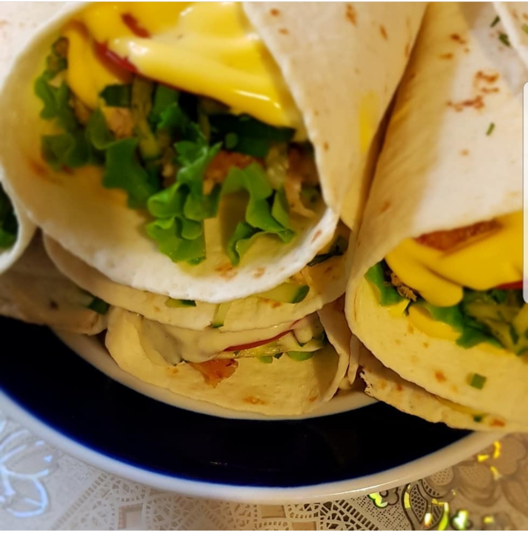 Ролы из мексиканских, сырных tortillas