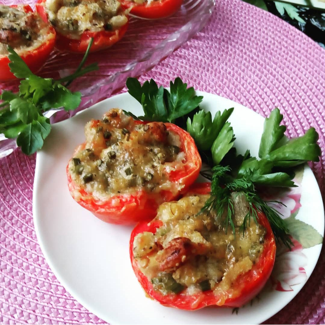 Закуска из помидоров с сыром и чесноком  в духовке 🍅