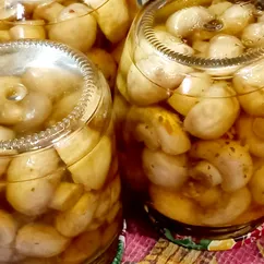 Маринованные шампиньоны