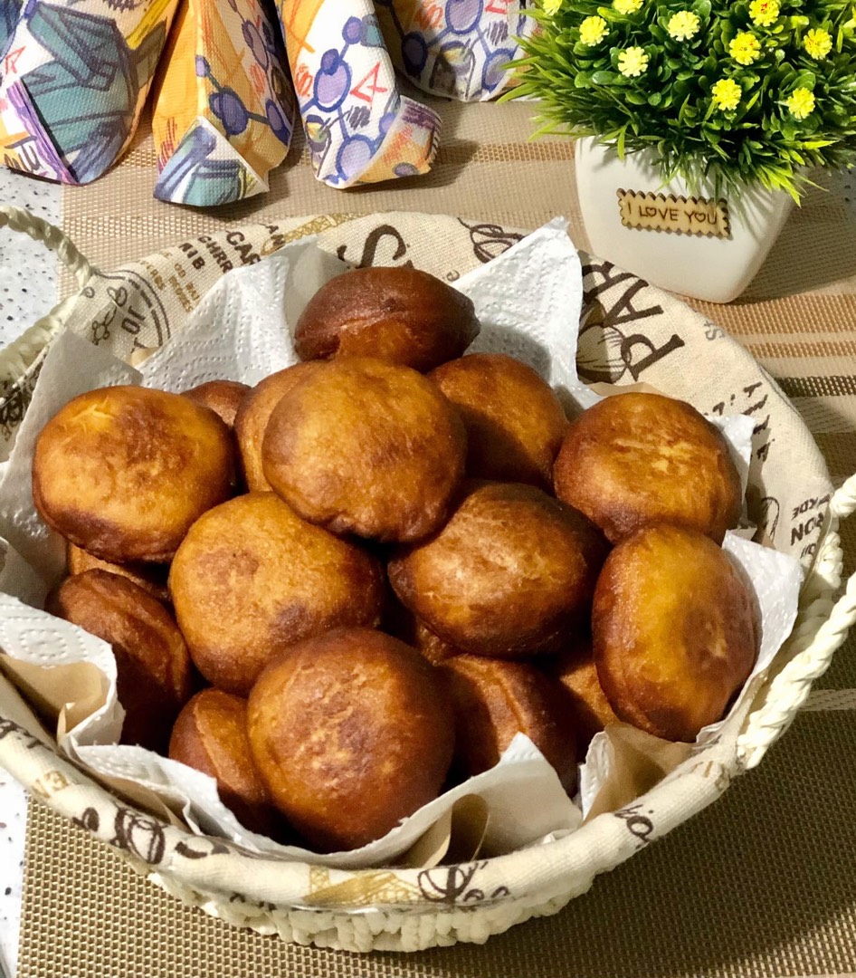 Пончики с заварным кремом