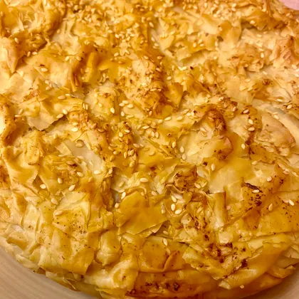 Пирог со шпинатом и сыром фета