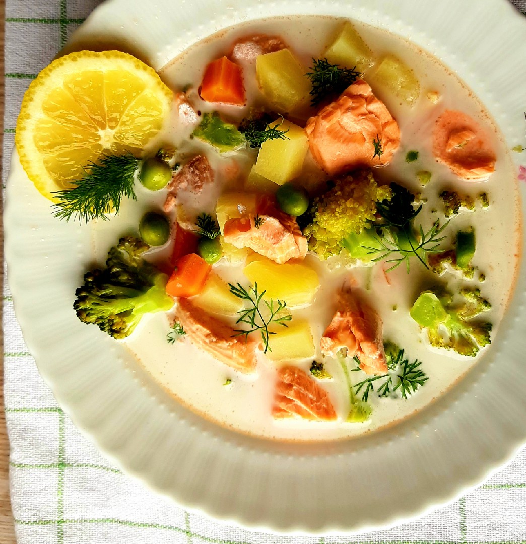 Сливочный суп с семгой, рецепт с фото.