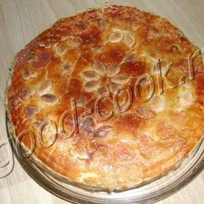 Мясной пирог из слоеного теста