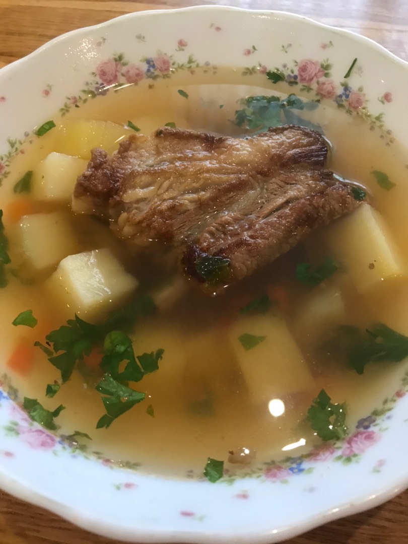 Суп с жареными рёбрышками