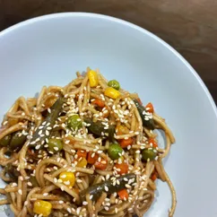 Лапша с овощами