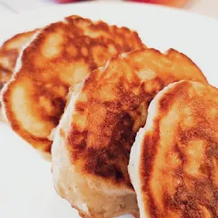 Яблочные оладушки 🥞