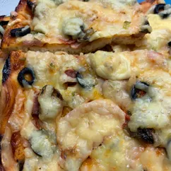 Любимая 🤩 🍕 пицца