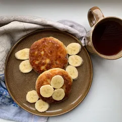 Сырники с бананом и курагой