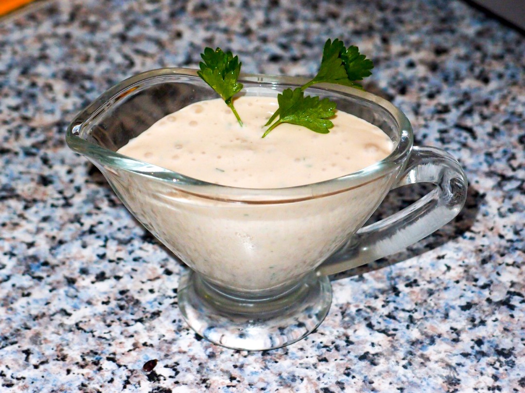 Творожно-томатный соус