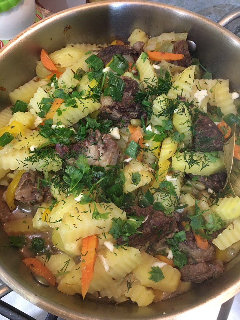 Картофель тушеный с мясом