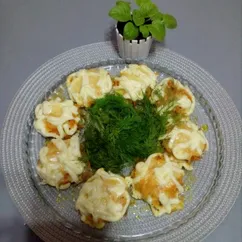 Мясные лепешки с морковью и сыром