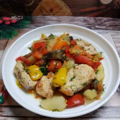 Овощное рагу с куриной грудкой