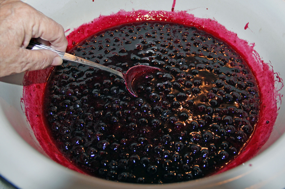 Варенье пятиминутка из чёрной смородины на зиму | Волшебная garant-artem.ru
