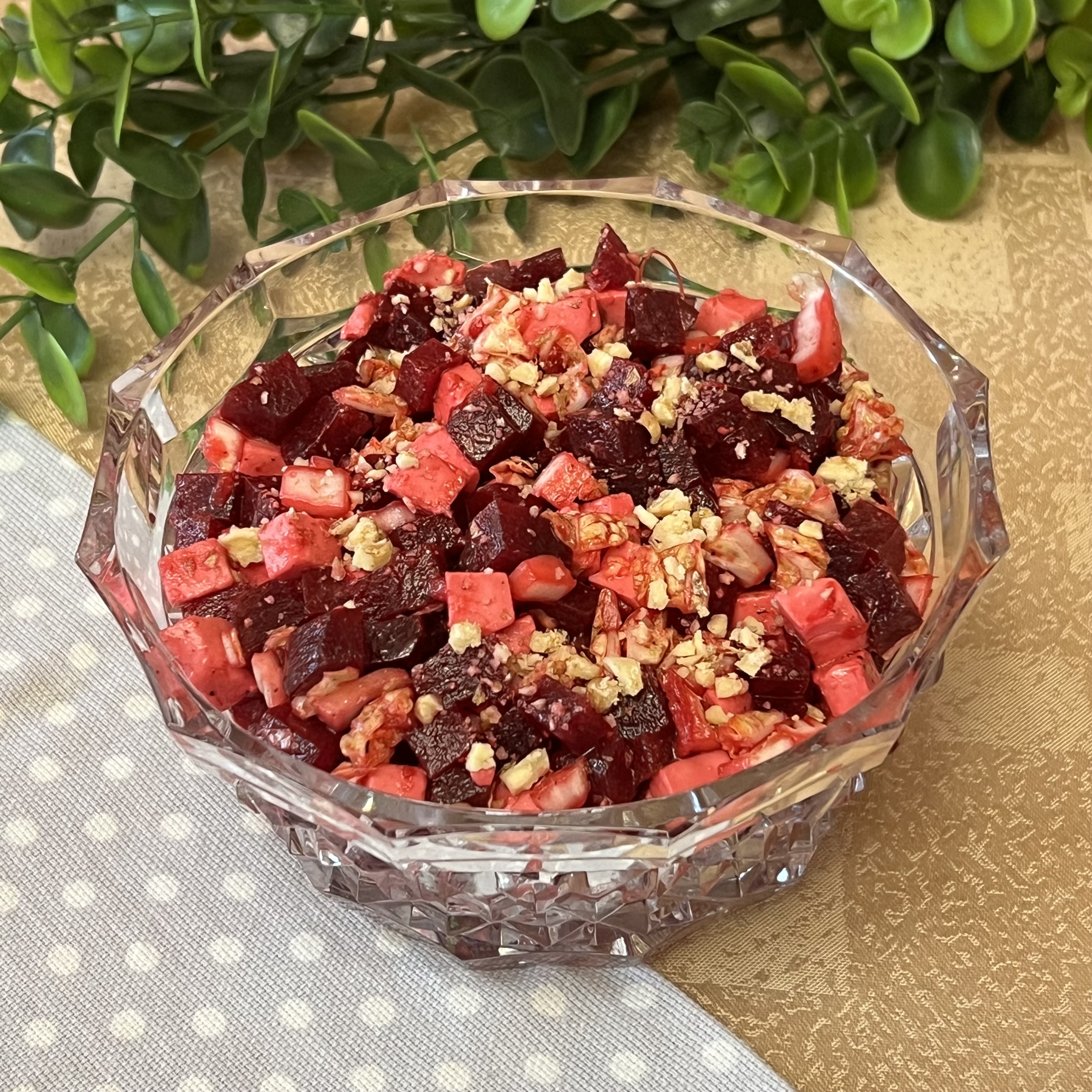 Свекольный салат с сыром Фета