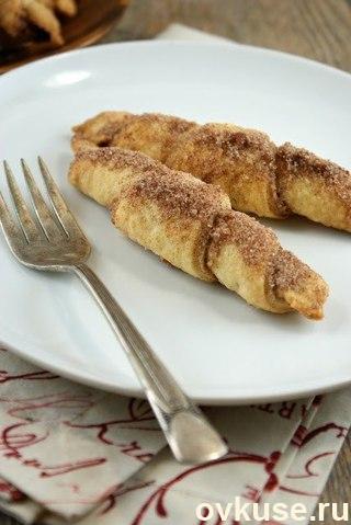 Итальянские рогалики с корицей и орехами