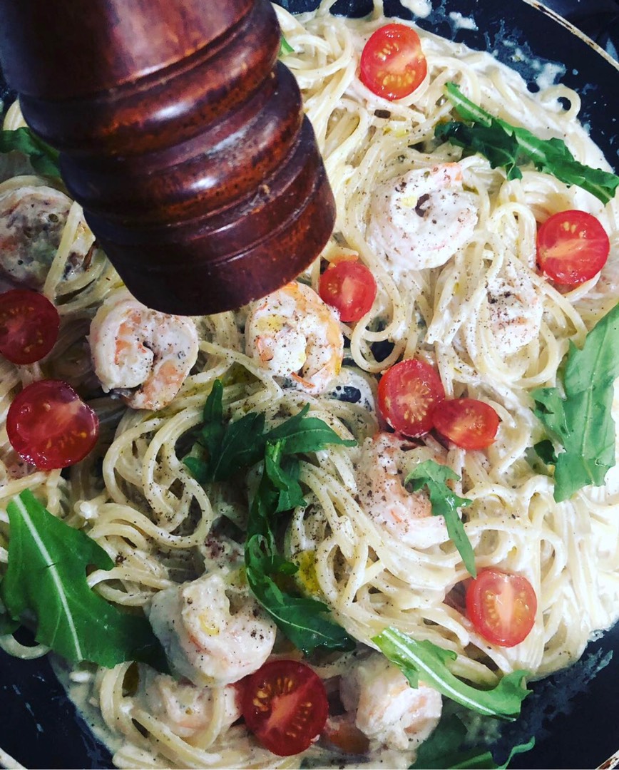 Спагетти с креветками и помидорами Рецепт с пошаговой инструкцией приготовления и фото.